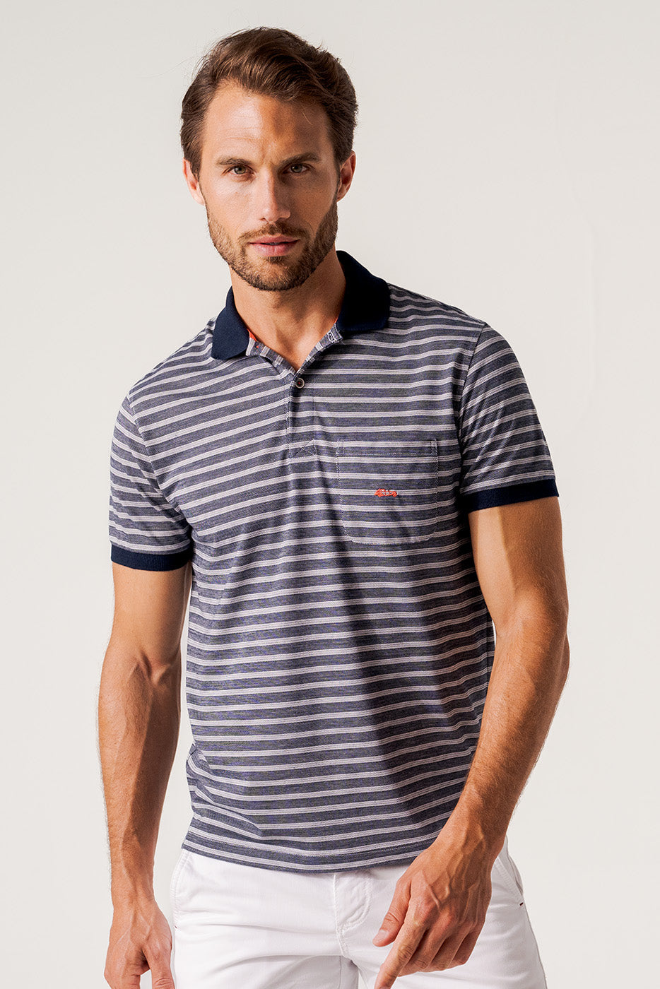 Polo piqué en rayas marino manga corta