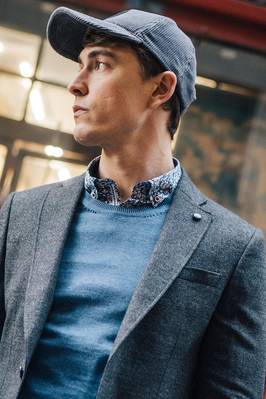 Americana hombre punto en azul