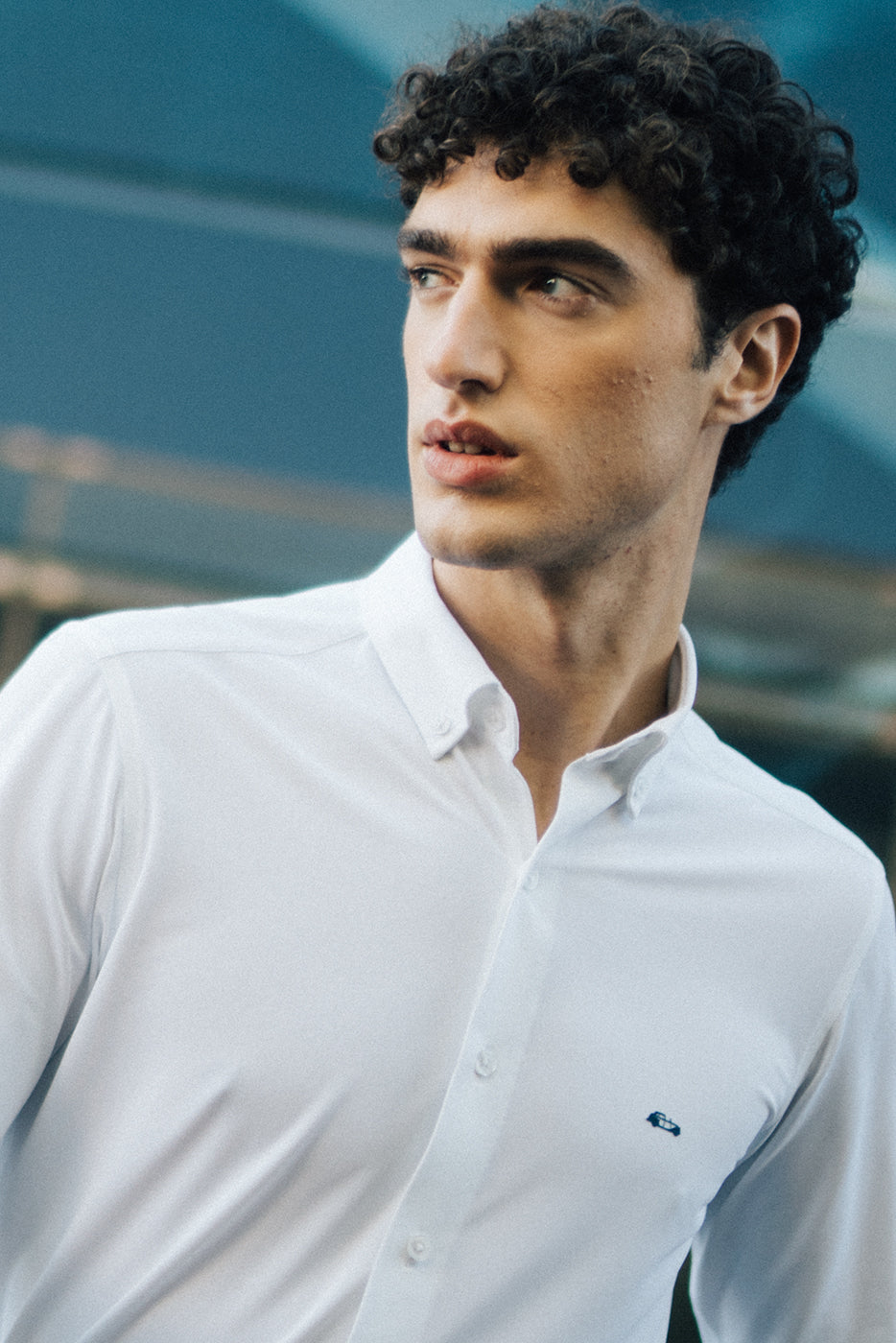 Camisa antiarrugas hombre blanca