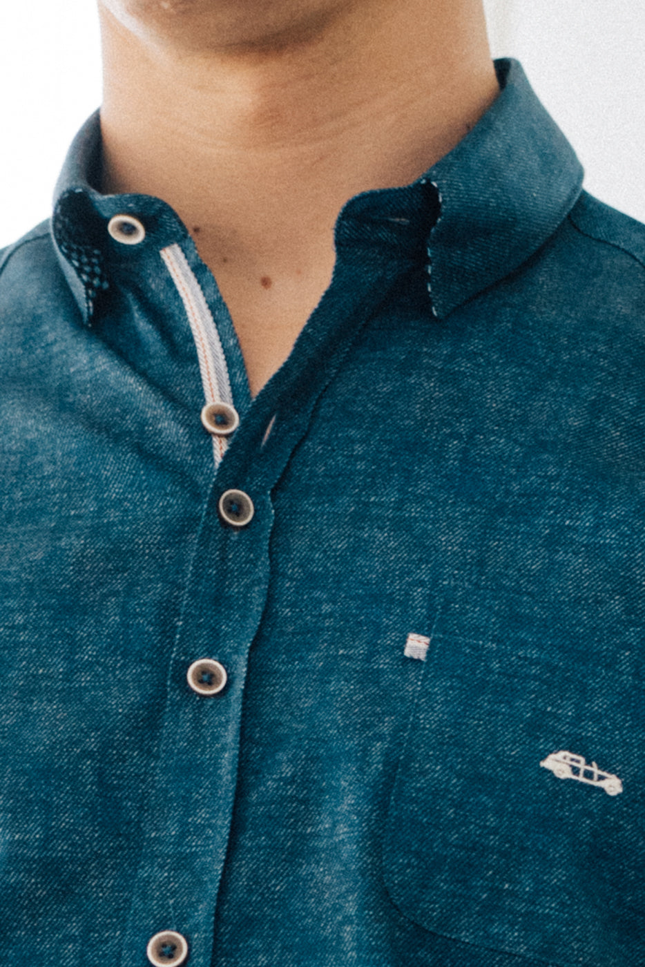Camisa con bolsillo hombre estampado efecto vaquero