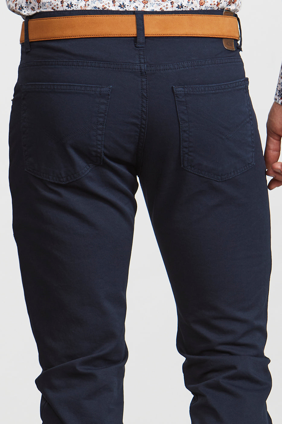 Pantalón 5 bolsillos hombre marino