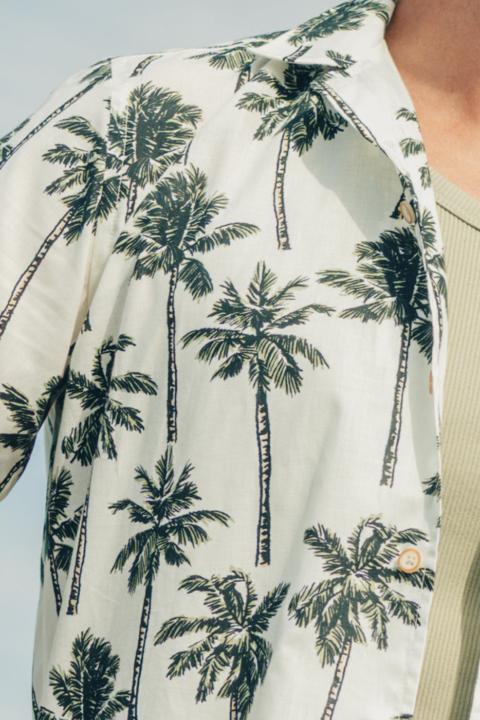 Camisa hombre bowling estampado palmeras
