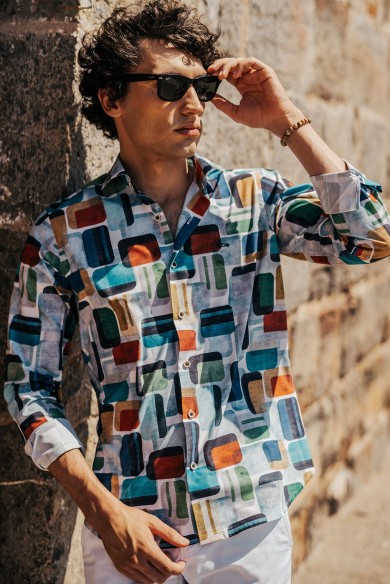CAMISA HOMBRE SLIM FIT ESTAMPADO GEOMÉTRICO