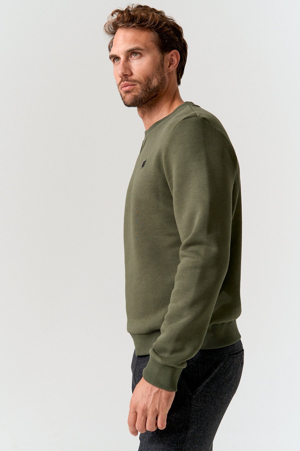 Sudadera cuello redondo caqui