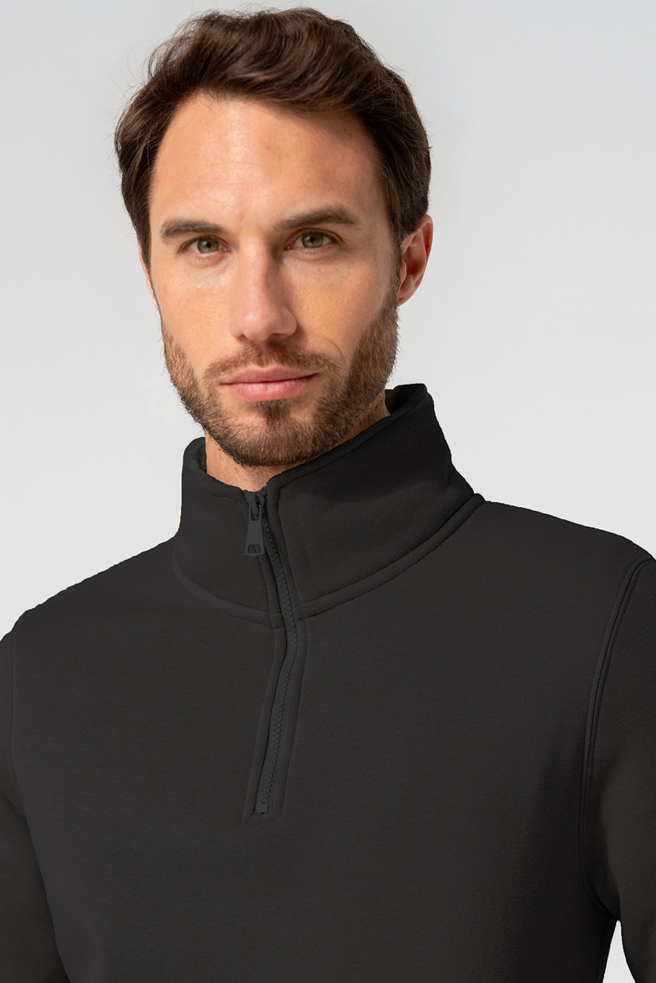 Sudadera cuello cremallera negro