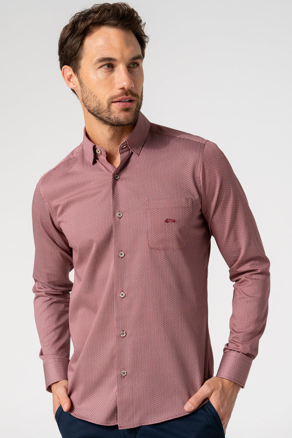 Camisa estampada granate hombre regular fit