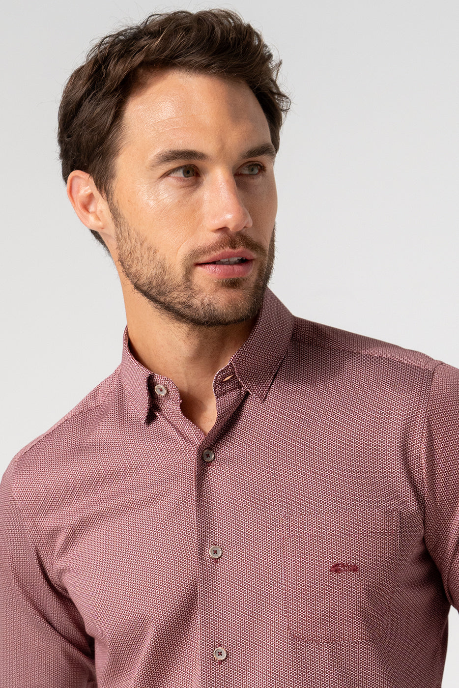 Camisa estampada granate hombre regular fit