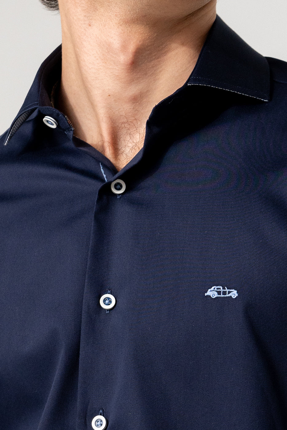 Camisa slim fit hombre marino
