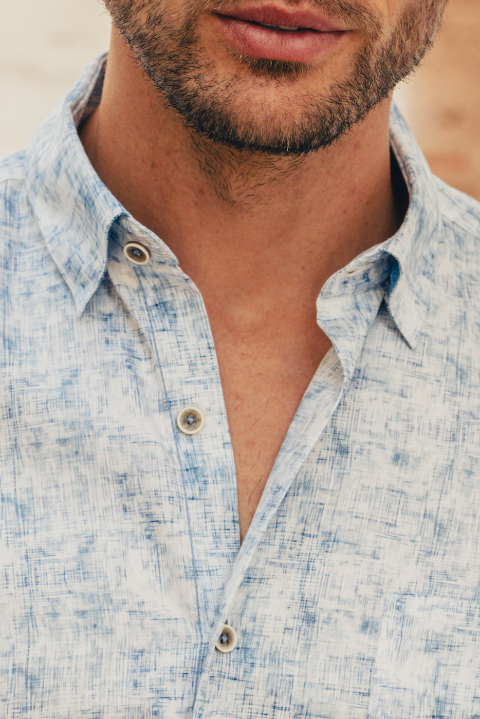 Camisa slim fit hombre estampado azul