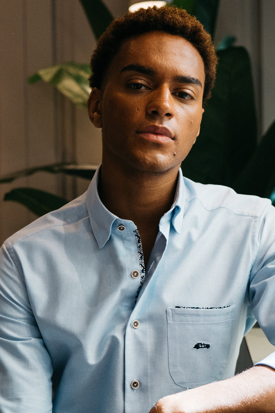 Camisa regular fit tejido oxford azul celeste