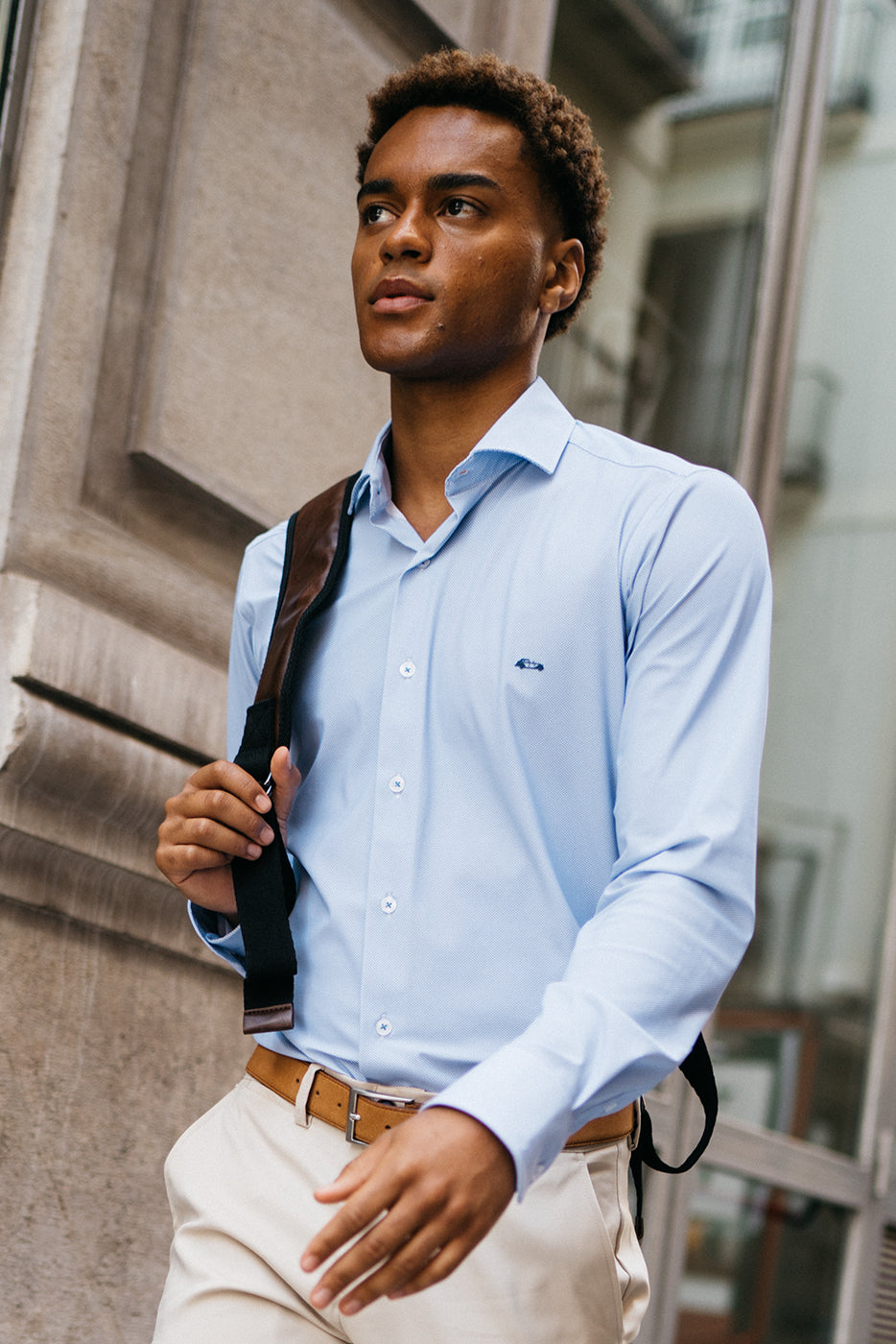 Camisa regular fit tejido microestampado antiarrugas