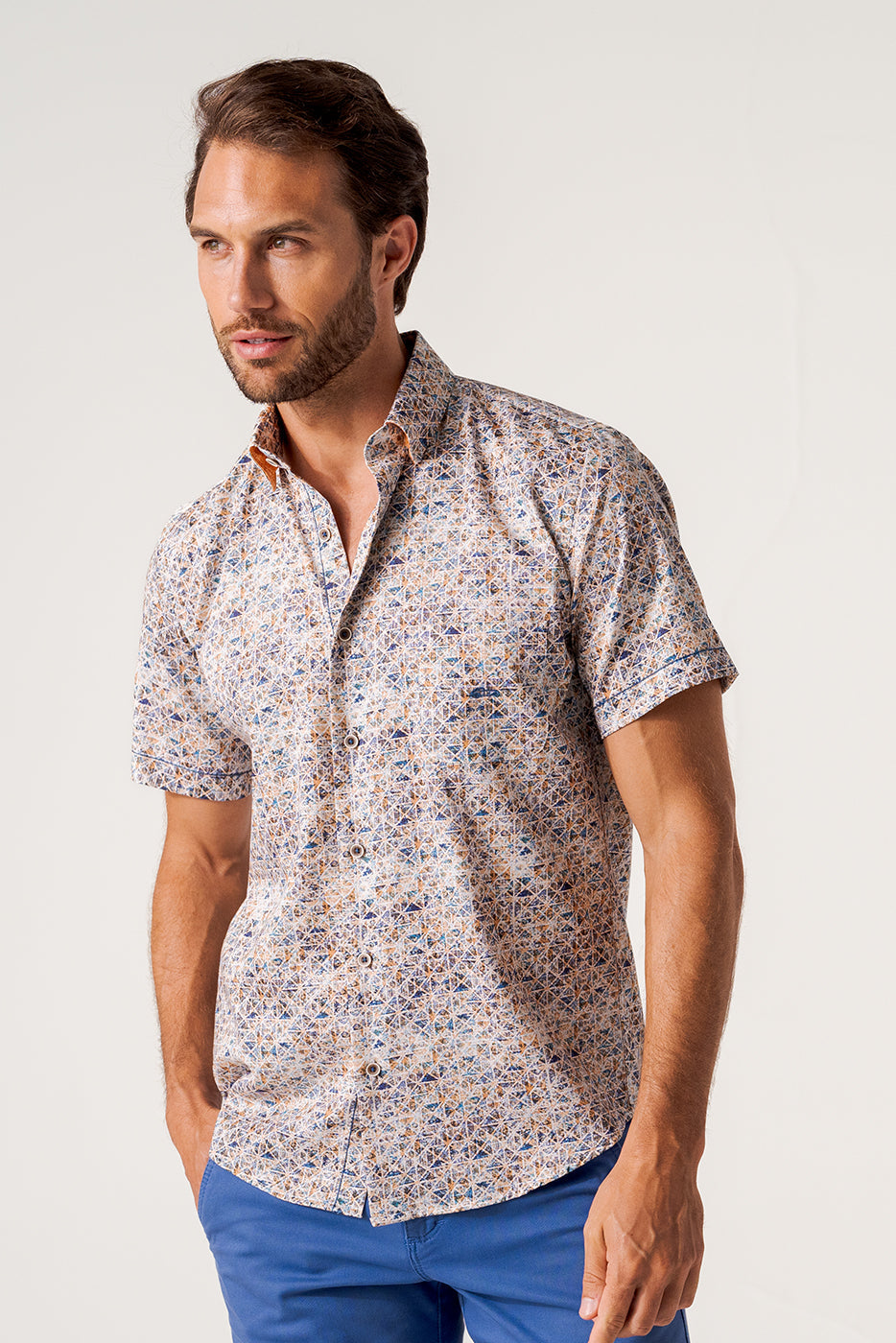 Camisa estampado geométrico manga corta