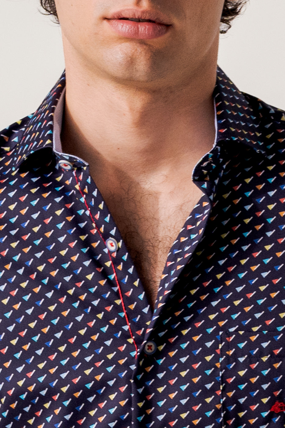 Camisa manga larga con estampado años 80