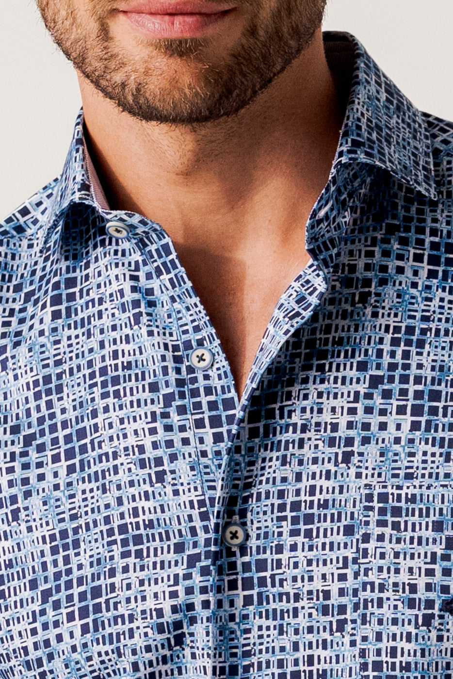 Camisa regular fit estampado ventanas