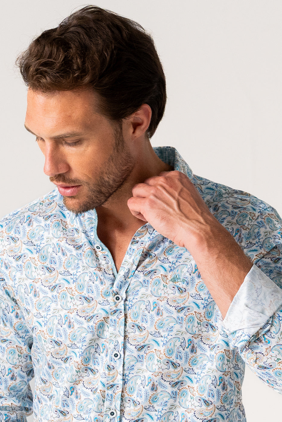 Camisa cachemir hombre tonos beige y azul