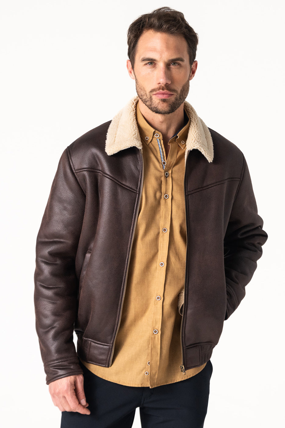 Chaqueta hombre piel marron con cuello borrego