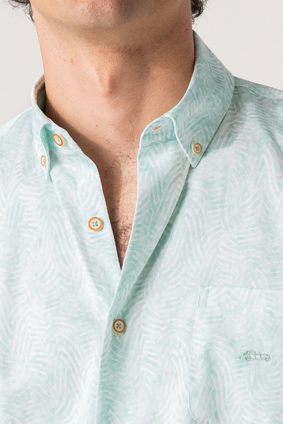 Camisa estampada hombre manga corta verde