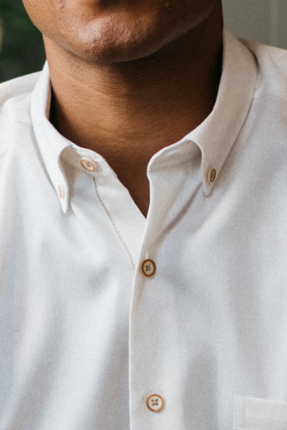 Camisa regular fit mini puntitos estampados