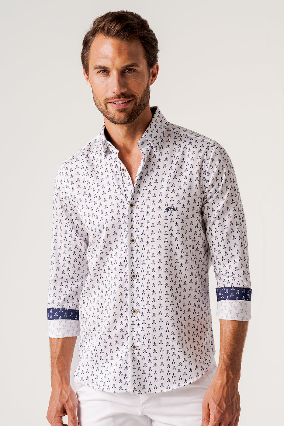 Camisa manga larga estampado calavera guitarrista