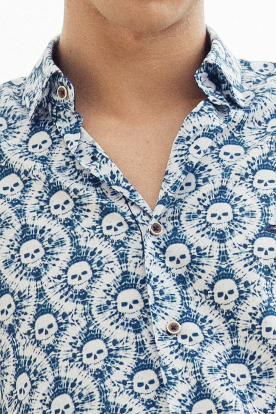 Camisa de hombre calaveras efecto tie-dye