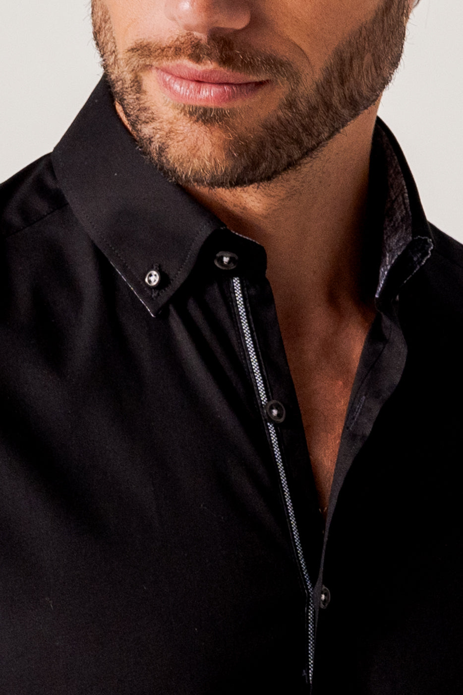 Camisa para hombre stretch color negro