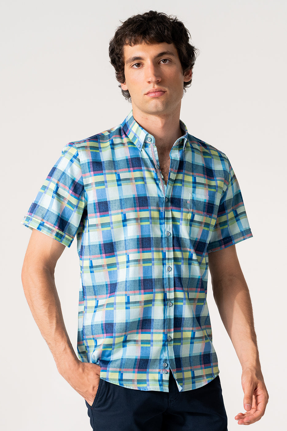 Camisa cuadros hombre tono azul y verde manga corta