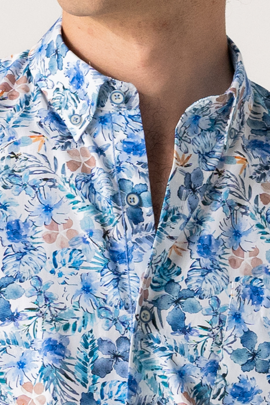 Camisa manga corta estampado flores azul hombre